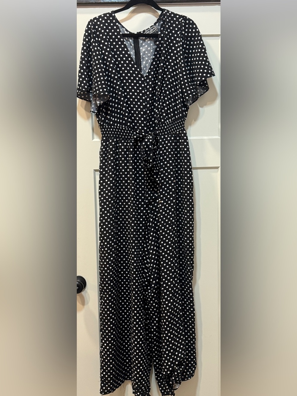 Classic Black and White Polka Dot Tie Waist Flitter Sleeve Jumpsuit
